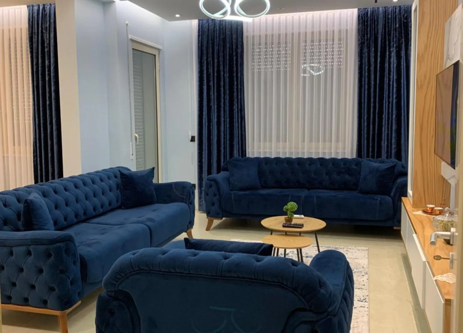 Seaside Apartment In Durrës